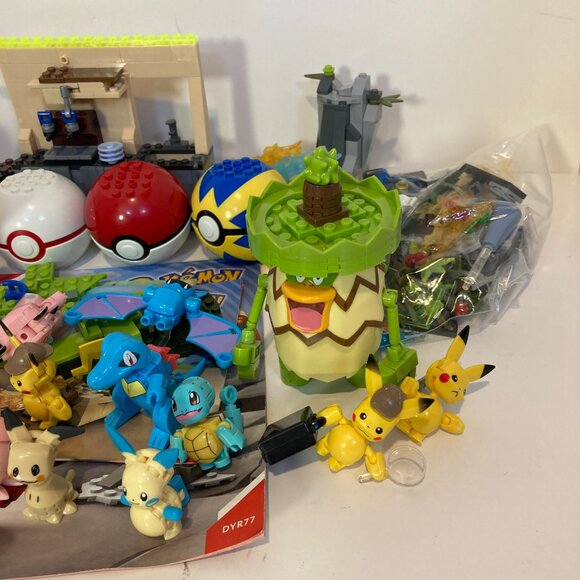 Mixed Lot of Pokemon Mega Construx Figures + Incomplete Sets + Manuals Charizard - Picture 4 of 16